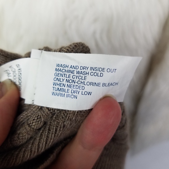 Gap Cable Knit 3/4 Sleeve Thin Sweater - Picture 4 of 6